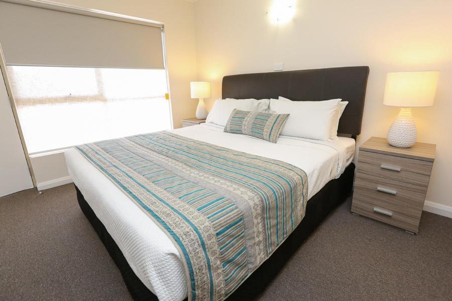 Seven Pines Motor Inn Mildura Room photo