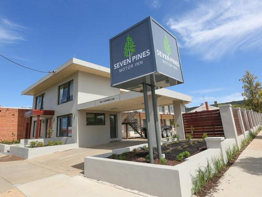 Seven Pines Motor Inn Mildura Exterior photo